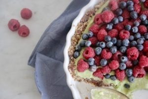 Claire andreewitch tarte crue aux fruits rouges