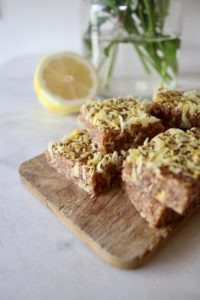 en-cas sain, carrés citron crus